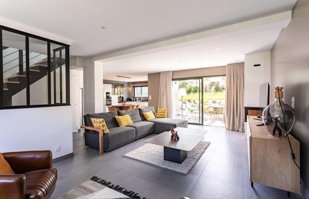 Villa Ty Laouen- Maison Moderne 3 Chambres Jardin دينار المظهر الخارجي الصورة